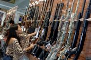El coronavirus disparó la venta de armas en EE.UU., una nueva preocupación para el mundo.