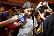 Ronaldinho salió de la cárcel en Paraguay