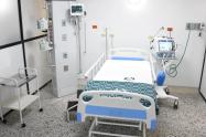 Se ponen al servicio 10 camas UCI y 43 camillas para atender casos de infecciones infecciones respiratorias agudas graves y Covid 19