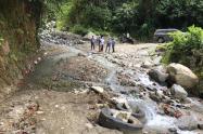 La comitiva del equipo técnico de la secretaría de Infraestructura y Hábitat, visitó varias zonas rurales del municipio de Chaparral
