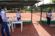 Se abren canchas de tenis