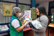 Entrega de ayudas ICBF