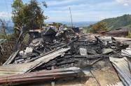 Familia quedó en la calle tras incendio estructural en San Juan de la China