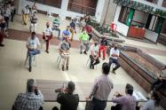 Reunión taxistas y autoridades de Ibagué 