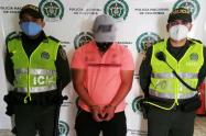 Lo capturaron por ‘pegarle’ a un agente ‘azul’ en el barrio Restrepo de Ibagué