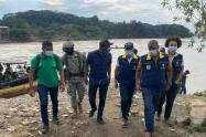 Visita de autoridades departamentales a lugares afectados por lluvias en Chocó