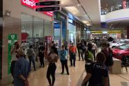 En octubre, un 24% de los comerciantes del país lograron incrementar su volumen de ventas y el 46% reportó disminución 