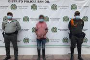 Capturan a un hombre que hirió con un machete a otra persona por haberse negado a gastarle una cerveza