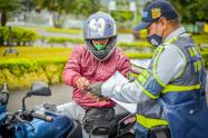 Casco reglamentario