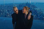 Maluma y Jennifer López en su video Pa' Ti