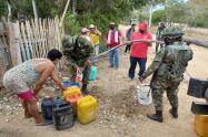 Ejército entregó 50 mil litros de agua a comunidades indígenas de Coyaima