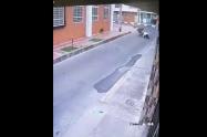 Mujer fue golpeada por ladrón en Bogotá
