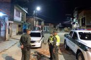 Policías en calles de Ibagué