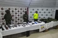 Encontraron tremenda caleta de armamento perteneciente a alias ‘Carlos’ en Rioblanco – Tolima