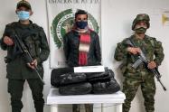  Se creía El Renegado cargando en su moto 40 mil dosis de marihuana en Roncesvalles