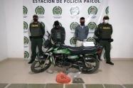 Dos hombres fueron capturados transportando 32 kilos de marihuana bajo modalidad hormigueo