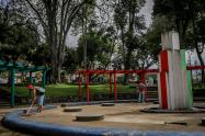 Infractores al toque de queda limpiaron el parque Galarza de Ibagué