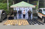 Padres usaban a bebé como fachada para transportar droga