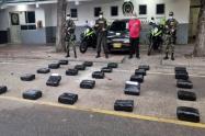 Incautaron tremendo alijo con 129 kilogramos de marihuana que movilizaba un sujeto en un vehículo en carreteras de Coyaima