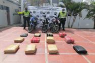 Incautaron millonario alijo de marihuana y tres motocicletas tras operativos en Valle de San Juan