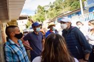 Alcalde de Ibagué, Andrés Fabián Hurtado en la verada Laureles