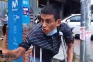 Alias ‘Ojitos’ fue sorprendido en muletas agrediendo a su abuelita en Ibagué