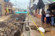 Labores del alcalde Hurtado bajo la lluvia 