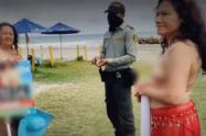Mujeres mostrando sus senos 2