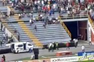 ¡Intolerancia! Aparatosa caída tras empujón a hincha del Cali en la tribuna norte del Estadio Murillo Toro