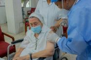 Se han aplicado 365  biológicos de refuerzos  en los hogares de paso