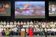 Pacto presenta listas