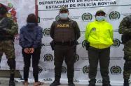 Capturada por porte ilegal de armas 