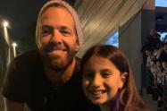Taylor Hawkins y fan Emma
