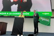 Ingrid Betancourt y su fórmula vicepresidencial 