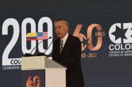 Embajador Philip S. Goldberg