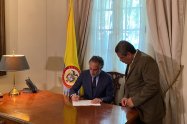 Armando Benedetti se posesiona como Embajador de Colombia en Venezuela