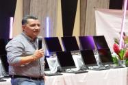 Entrega computadores gober