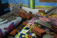 ¡Emergencia! Dos heridos tras caída de muro sobre su vivienda en el barrio Vasconia de Ibagué