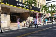 Le ‘tumbaron’ $27 millones a mujer tras enredarla con ‘paquete chileno’ en el centro de Ibagué