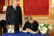 Primera dama Verónica Alcocer y Canciller Álvaro Leyva