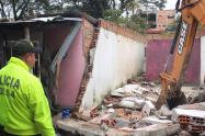 Demolieron vivienda en Modelia, dedicada al microtráfico en esta comuna 7 de Ibagué