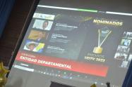 Premio UNAD al gobernador del Tolima