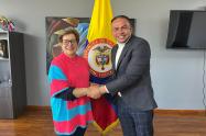 La ministra se reunión con los delegados del sector de la seguridad.