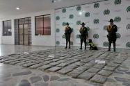 Hallaron 80 mil dosis de marihuana avaluadas en $200 millones en una bodega de encomiendas de Ibagué
