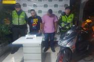 Capturaron sujetos que en moto robaban celulares en el sector del Limonar