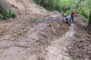 Red vial afectada en Rioblanco, sur del Tolima.