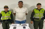 ¡Qué belleza! Capturaron a taxista por robar celular a un peatón en el barrio Calarcá