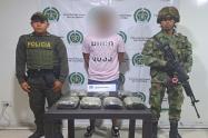 Sorprendieron pasajero que pretendía distribuir casi 3.500 dosis de marihuana creepy en el sur del Tolima