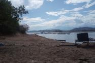 Producción piscícola en el Huila en riesgo ante la disminución del agua en el embalse de Betania.