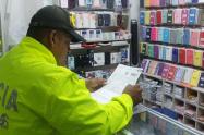 Tras riguroso operativo suspendieron cuatro establecimientos dedicados a la venta de celulares en Ibagué